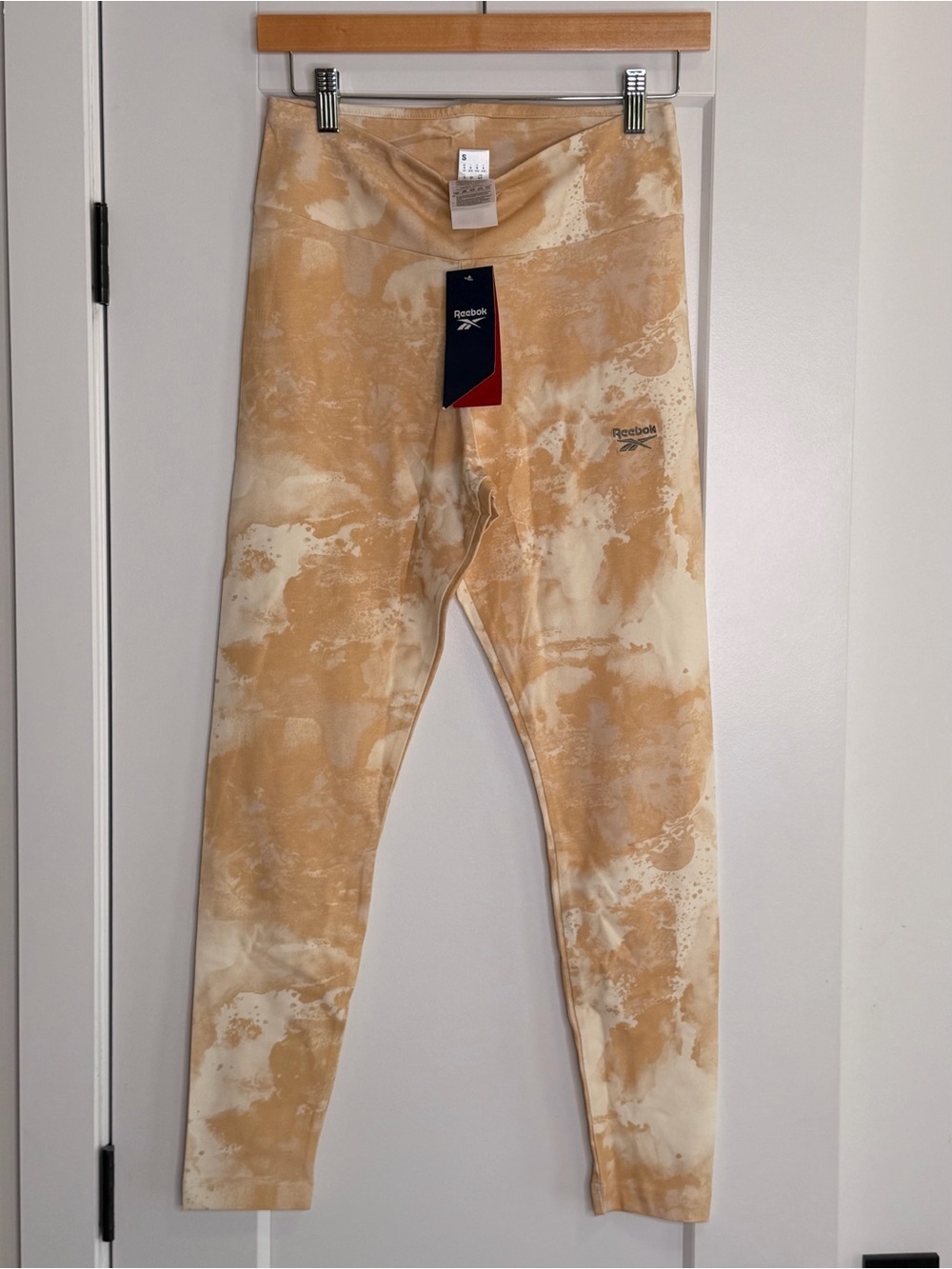 💛2 for 20- Reebok leggings new with tags